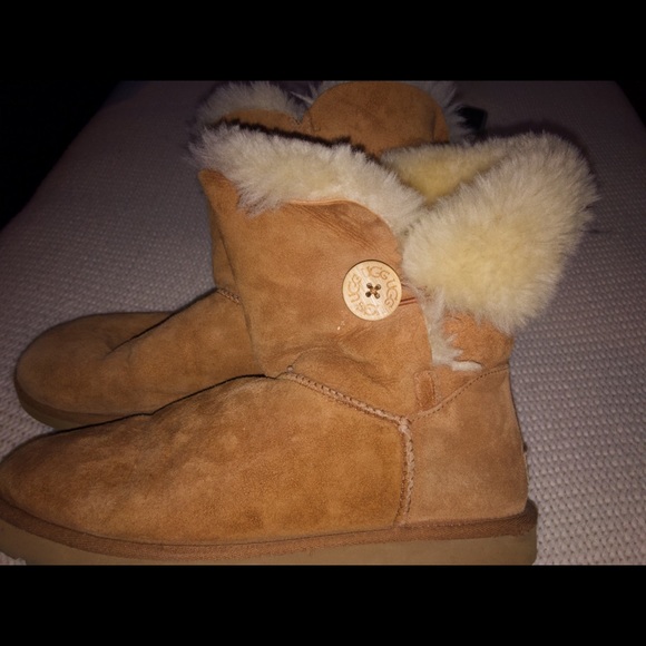 UGG Shoes - UGG Australia short boots